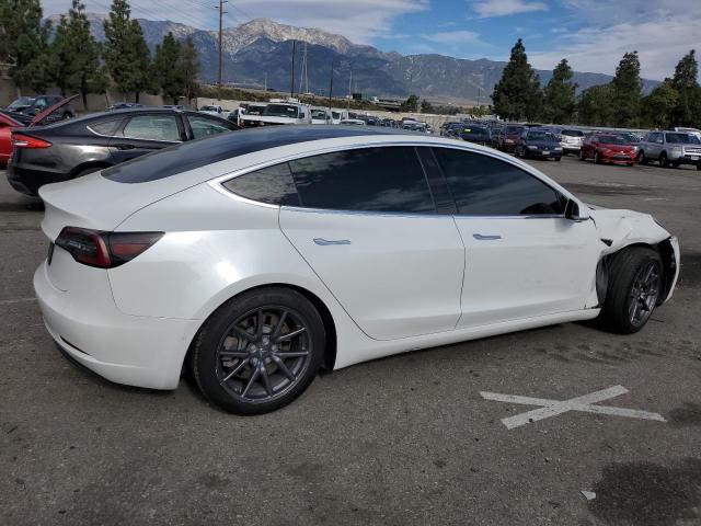 5YJ3E1EA3KF300030 - 2019 TESLA MODEL 3 WHITE photo 3