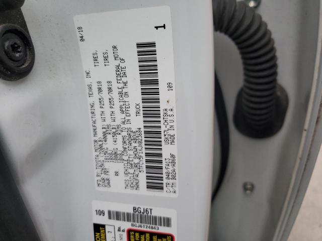 5TFCY5F1XJX023684 - 2018 TOYOTA TUNDRA DOUBLE CAB SR/SR5 WHITE photo 12