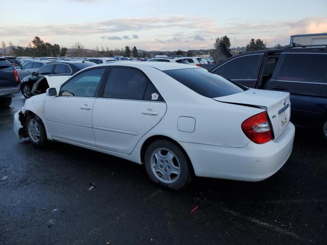 4T1BF32K42U012845 - 2002 TOYOTA CAMRY LE WHITE photo 2