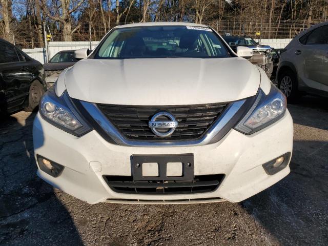 1N4AL3AP5JC188545 - 2018 NISSAN ALTIMA 2.5 WHITE photo 5