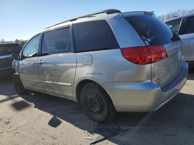 5TDZK23C27S088687 - 2007 TOYOTA SIENNA CE SILVER photo 2