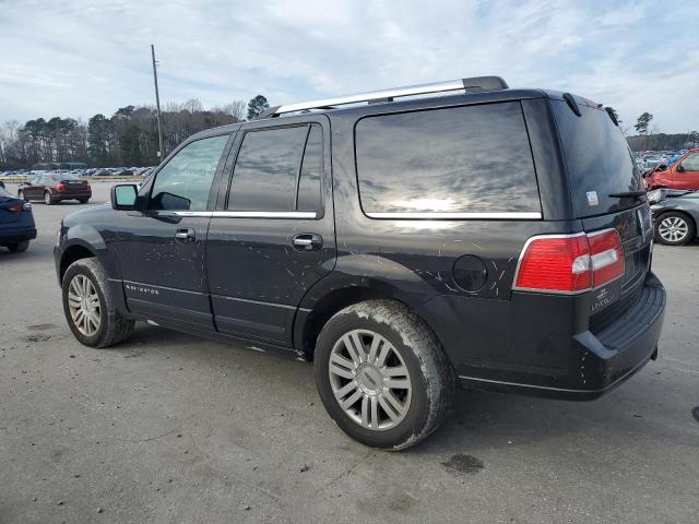 5LMJJ2J56BEJ06006 - 2011 LINCOLN NAVIGATOR შავი ფოტო 2