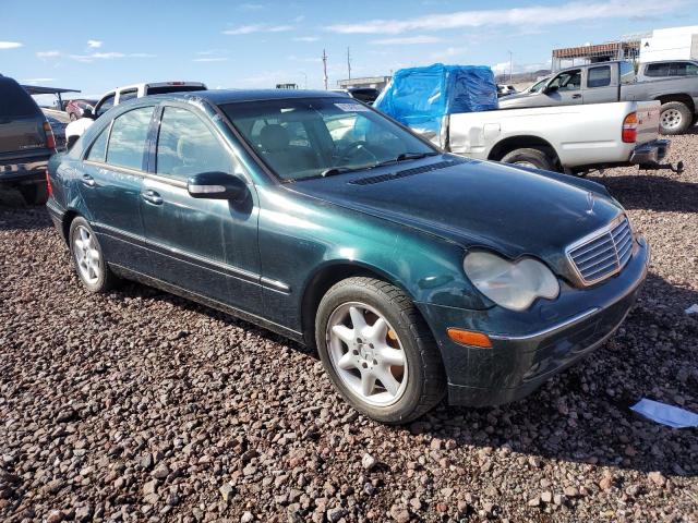 WDBRF61J53E011730 - 2003 MERCEDES-BENZ C 240 GREEN photo 4