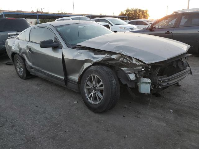 1ZVHT80N785129143 - 2008 FORD MUSTANG SILVER photo 4