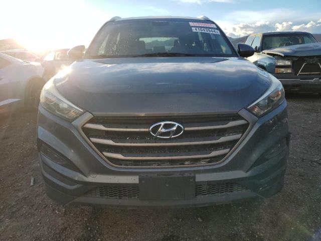 KM8J33A4XGU236944 - 2016 HYUNDAI TUCSON LIMITED GRAY photo 5