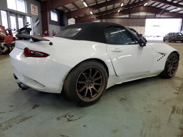 JM1NDAD79J0200027 - 2018 MAZDA MX-5 MIATA GRAND TOURING WHITE photo 3