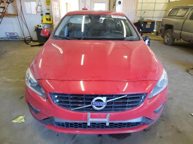 YV126MFL3J2456266 - 2018 VOLVO S60 DYNAMIC RED photo 5