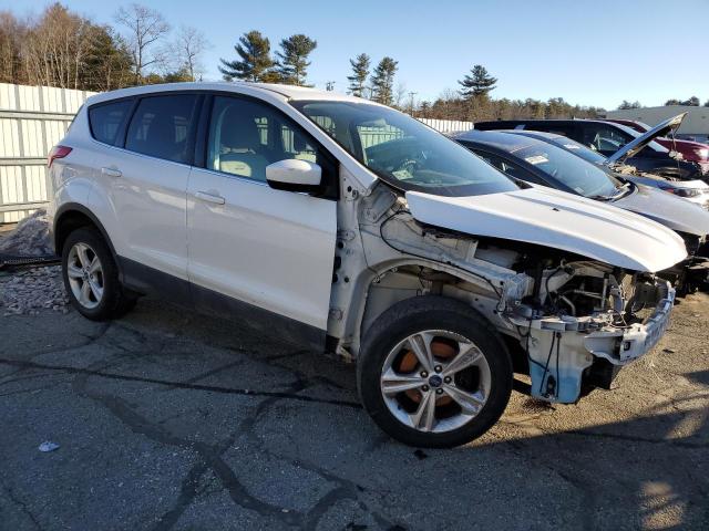 1FMCU0GX1DUA73862 - 2013 FORD ESCAPE SE WHITE photo 4