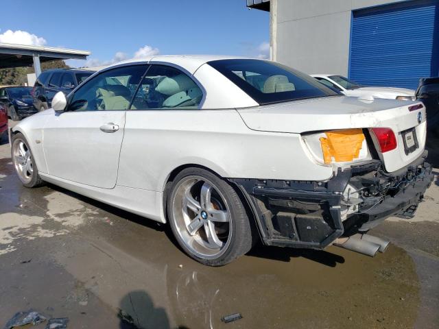 WBADW7C56BE542643 - 2011 BMW 328 I SULEV WHITE photo 2