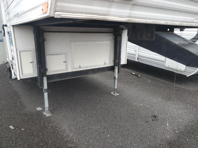 1TC3B1020X1206054 - 1999 COACH FIFTHWHEEL WHITE photo 8