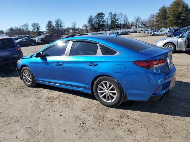 5NPE24AF5JH615710 - 2018 HYUNDAI SONATA SE BLUE photo 2