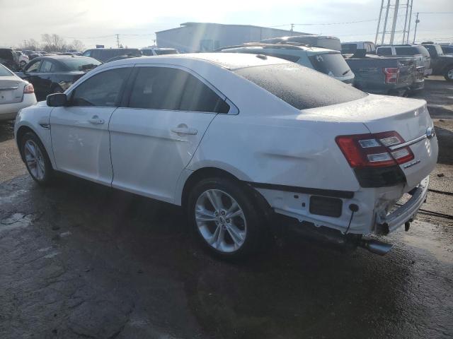 1FAHP2H84JG138093 - 2018 FORD TAURUS SEL WHITE photo 2