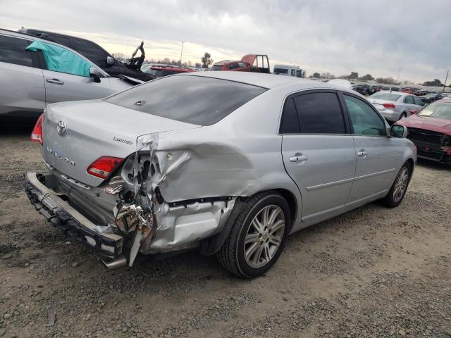 4T1BK36B26U156731 - 2006 TOYOTA AVALON XL SILVER photo 3