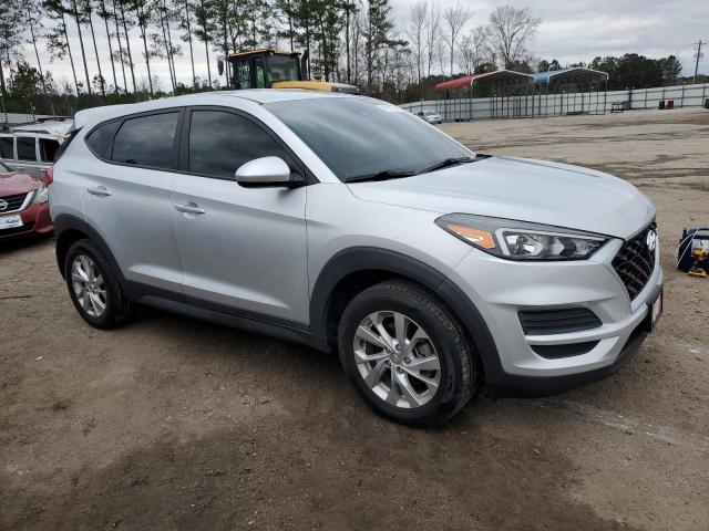 KM8J23A43KU952001 - 2019 HYUNDAI TUCSON SE SILVER photo 4