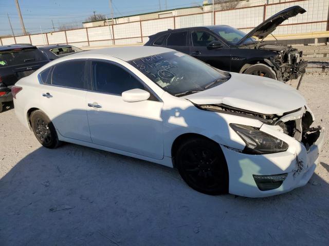 1N4AL3AP3FN404663 - 2015 NISSAN ALTIMA 2.5 WHITE photo 4