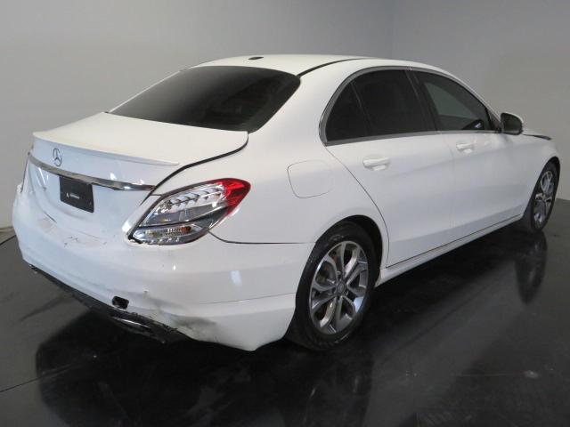 55SWF4JB6FU065430 - 2015 MERCEDES-BENZ C 300 WHITE photo 3