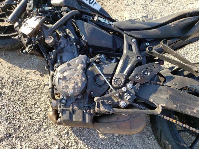 JYARM32E5MA000450 - 2021 YAMAHA MT07 BLACK photo 7