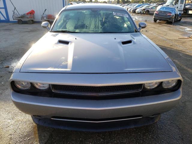 2C3CDYAG8EH289566 - 2014 DODGE CHALLENGER SXT SILVER photo 5