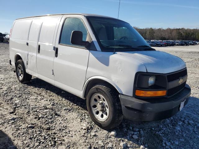 1GCSGAFX1C1108799 - 2012 CHEVROLET EXPRESS G1 WHITE photo 4