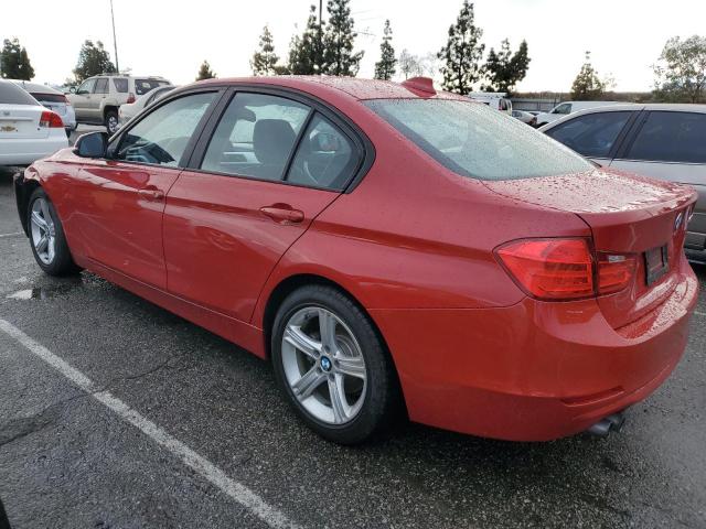 WBA3C1C51CF431592 - 2012 BMW 328 I SULEV RED photo 2