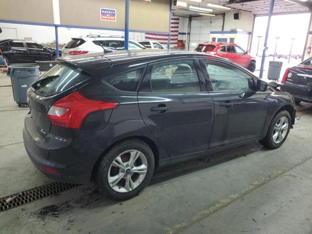 1FADP3K29DL383184 - 2013 FORD FOCUS SE BLACK photo 3