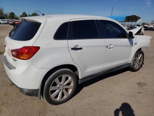 4A4AP3AU0DE003100 - 2013 MITSUBISHI OUTLANDER ES WHITE photo 3