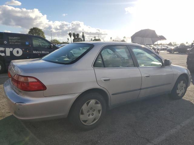 1HGCG1642XA033256 - 1999 HONDA ACCORD LX TAN photo 3