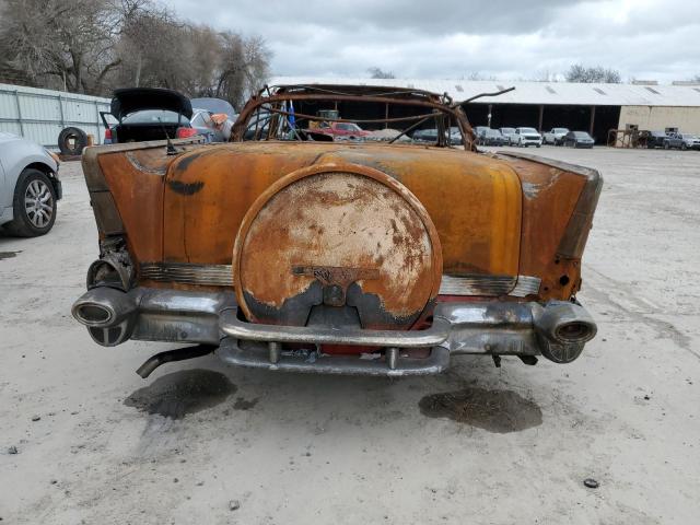 VC57B223314 - 1957 CHEVROLET UK BURN photo 6