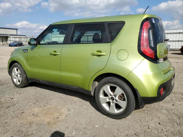 KNDJN2A21H7883157 - 2017 KIA SOUL GREEN photo 2