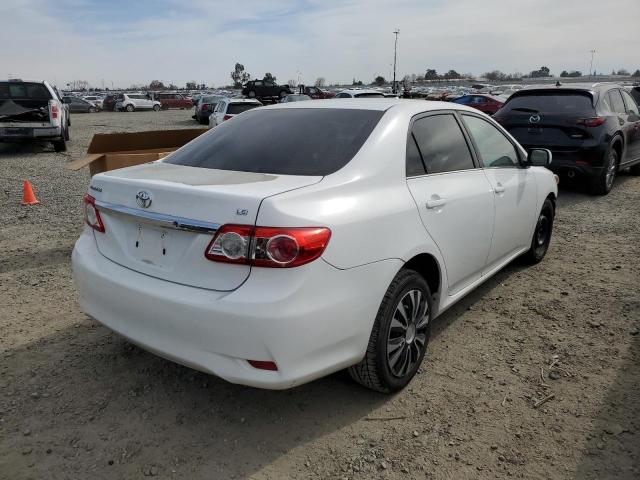 5YFBU4EE5DP095997 - 2013 TOYOTA COROLLA BASE WHITE photo 3