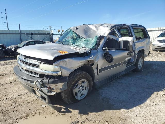 1GNEC16Z24J164110 - 2004 CHEVROLET SUBURBAN C1500 SILVER photo 1