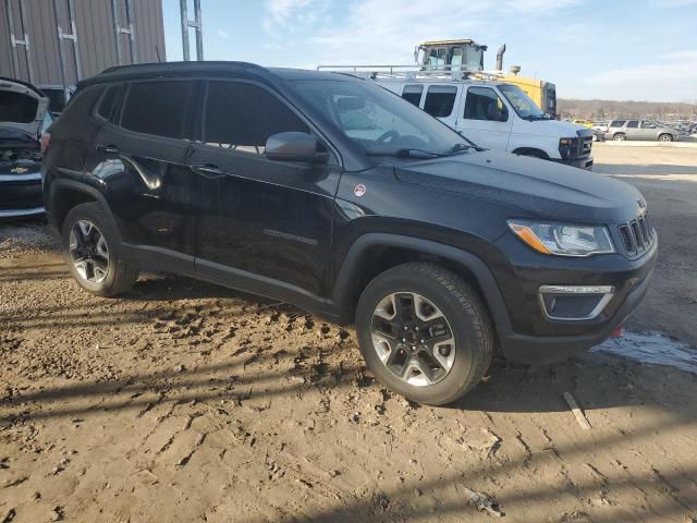 3C4NJDDB5JT144802 - 2018 JEEP COMPASS TRAILHAWK BLACK photo 4