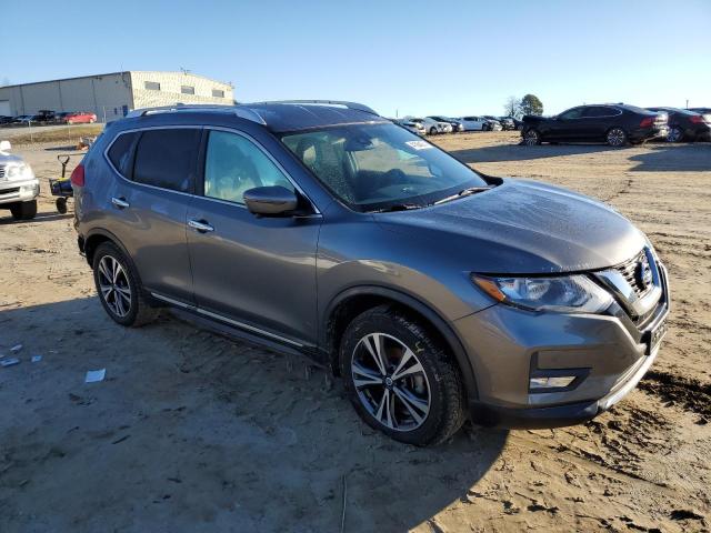 JN8AT2MT0HW380546 - 2017 NISSAN ROGUE S GRAY photo 4