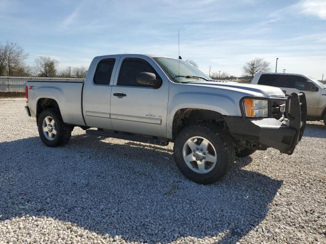 1GT220CG7BZ425872 - 2011 GMC SIERRA K2500 SLE SILVER photo 4