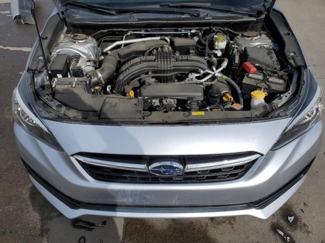 4S3GTAV63L3712076 - 2020 SUBARU IMPREZA PREMIUM SILVER photo 11