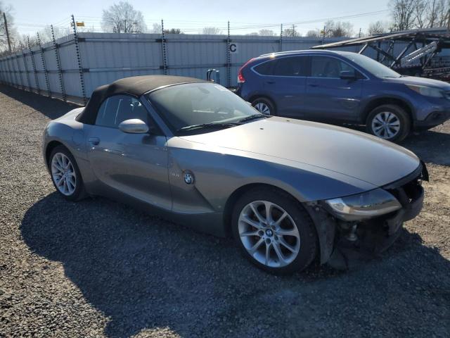 4USBU33588LW61317 - 2008 BMW Z4 3.0 GRAY photo 4