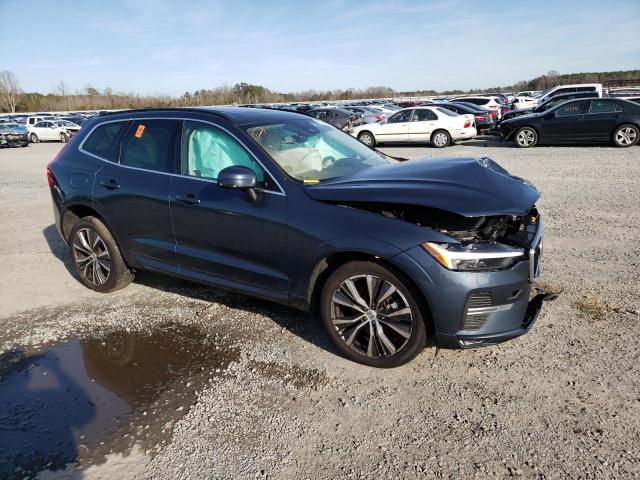 YV4L12DK1N1051426 - 2022 VOLVO XC60 B5 MOMENTUM BLUE photo 4