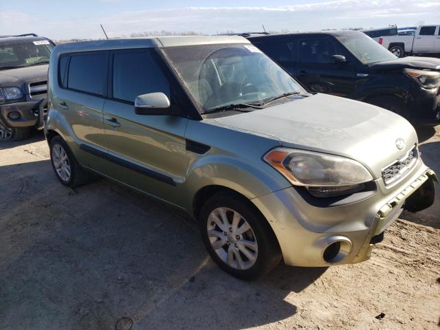 KNDJT2A68D7590441 - 2013 KIA SOUL + GREEN photo 4