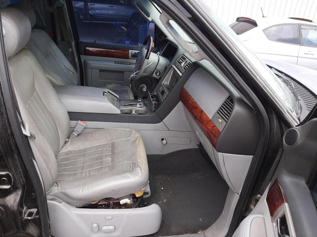5LMFU28546LJ16859 - 2006 LINCOLN NAVIGATOR 黑色 照片 5