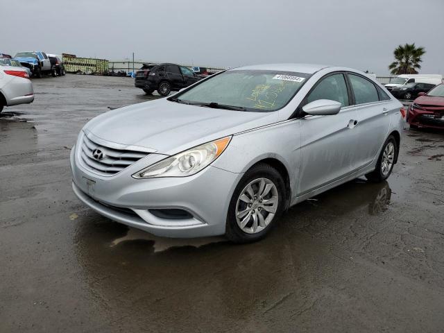 5NPEB4AC0DH575739 - 2013 HYUNDAI SONATA GLS SILVER photo 1