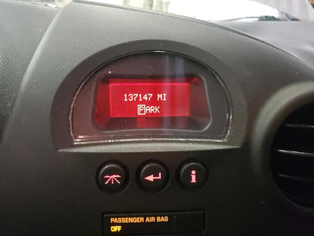 2G2WP552761232447 - 2006 PONTIAC GRAND PRIX SILVER photo 9