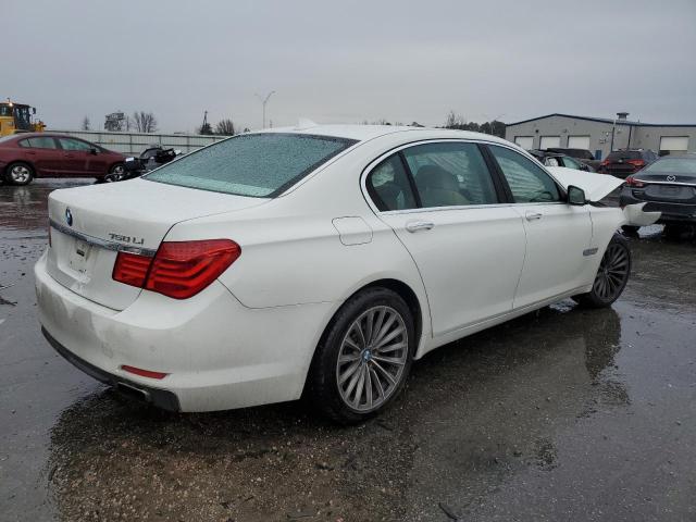 WBAKB8C59BCY65279 - 2011 BMW ALPINA B7 LI WHITE photo 3