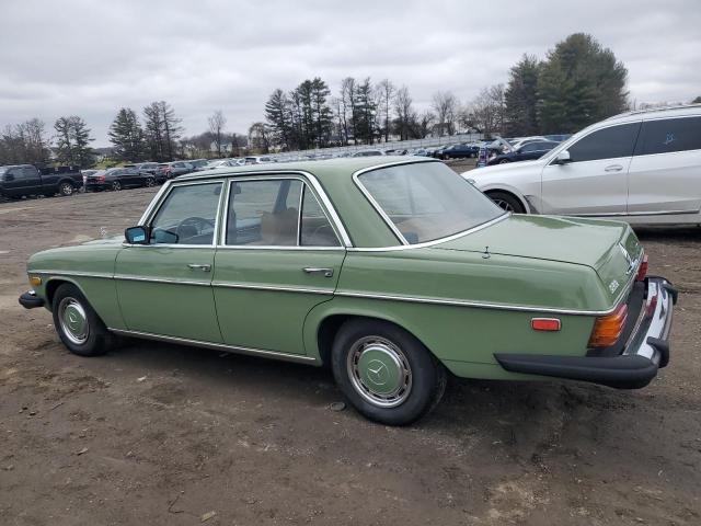 11406012112897 - 1975 MERCEDES-BENZ 280 GREEN photo 2