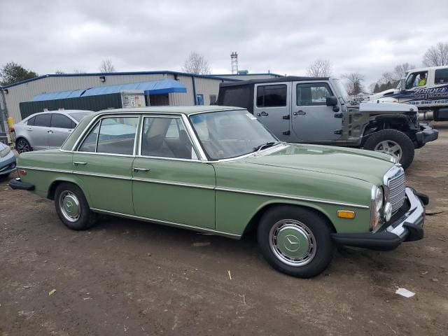 11406012112897 - 1975 MERCEDES-BENZ 280 GREEN photo 4