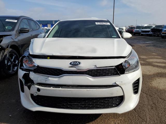 3KPA24AD3LE359278 - 2020 KIA RIO LX WHITE photo 5