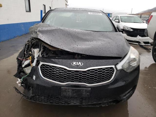 KNAFX4A66F5415414 - 2015 KIA FORTE LX BLACK photo 5