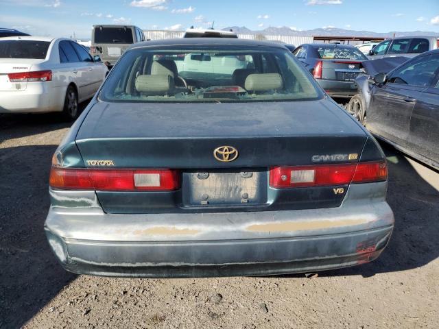 JT2BF28K3W0120255 - 1998 TOYOTA CAMRY LE GREEN photo 6