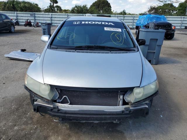 1HGFA15518L008766 - 2008 HONDA CIVIC LX SILVER photo 5