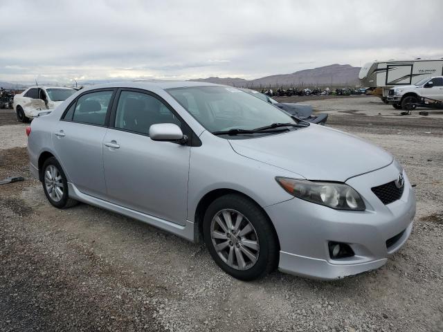 2T1BU4EE8AC476738 - 2010 TOYOTA COROLLA BASE SILVER photo 4