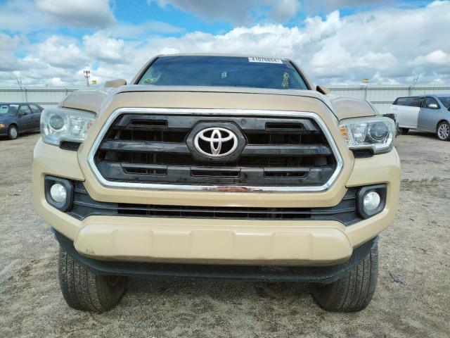 3TMBZ5DN5HM007908 - 2017 TOYOTA TACOMA DOUBLE CAB BEIGE photo 5